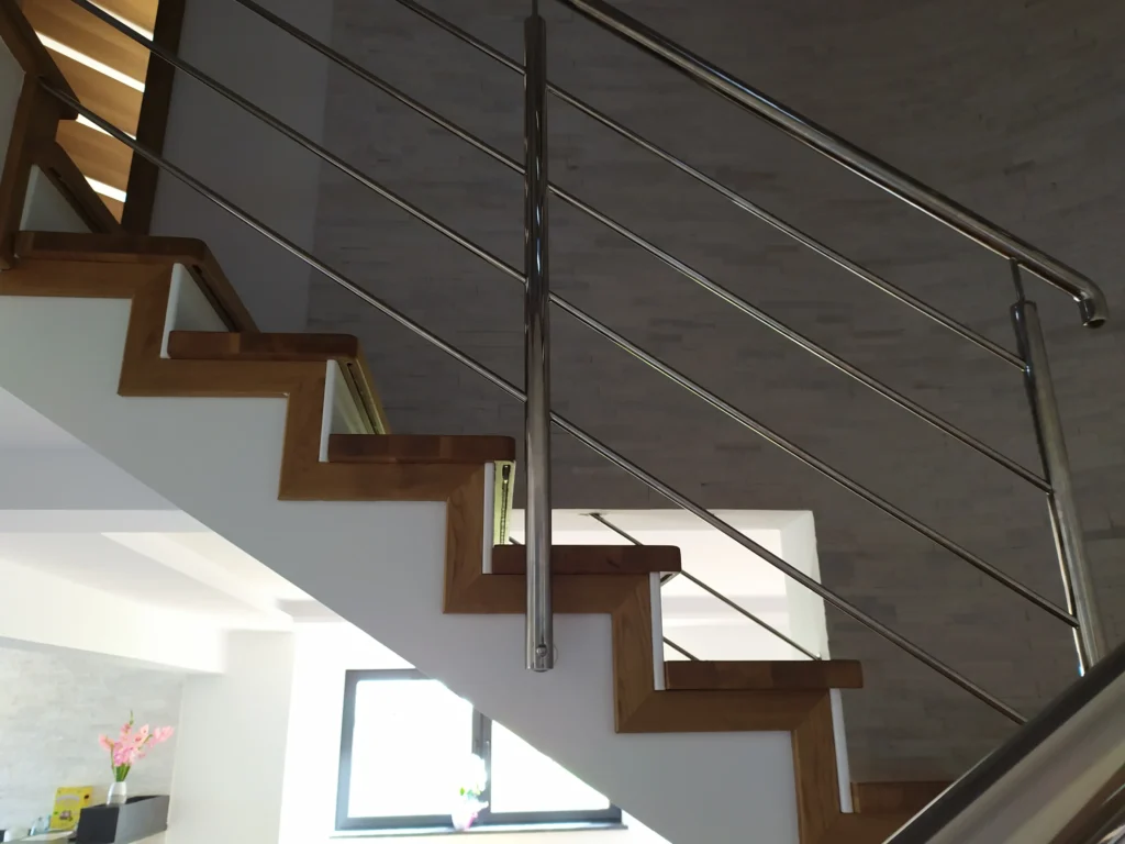 Balustrady nierdzewne