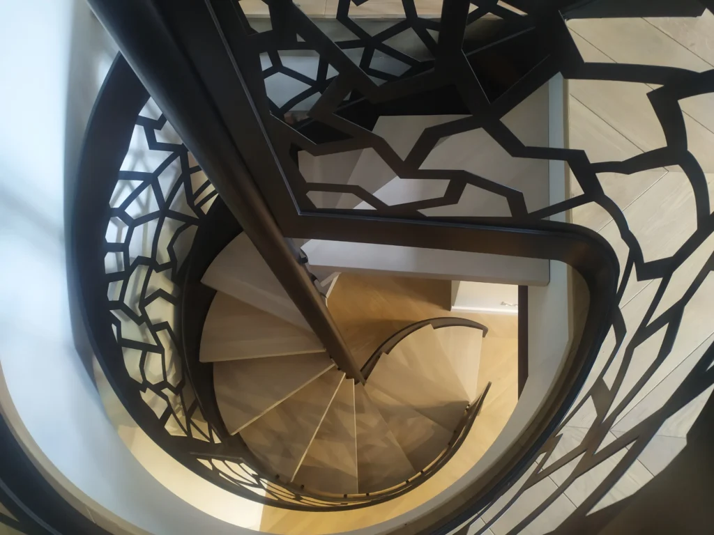 Ribbon stairs