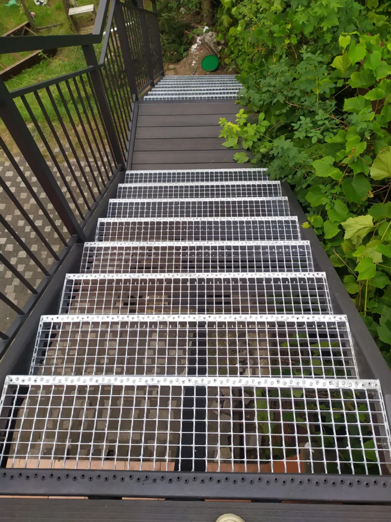 Metaliniai laiptai
